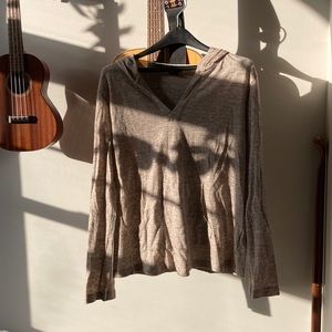 Roots light brown thin hoodie